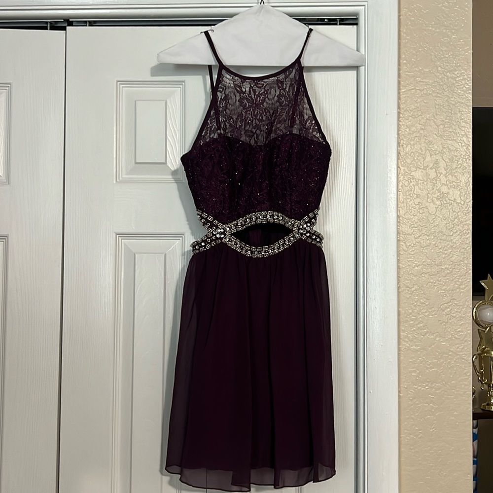 Xtraordinary Juniors Cocktail Homecoming Dress Size 3